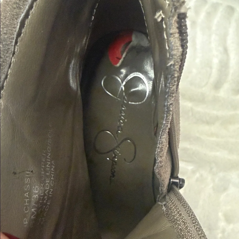 Sold Jessica Simpson Taupe Suede Ankle Booties size 6 - Picture 2 of 8